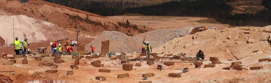 CONSTRUÇÃO DE GALPÕES